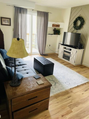 Sugar Mountain Mile High Cozy Condo!